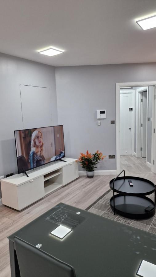 New London Apartment Екстериор снимка