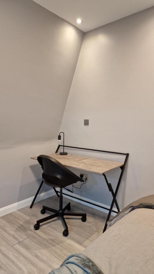 New London Apartment Екстериор снимка